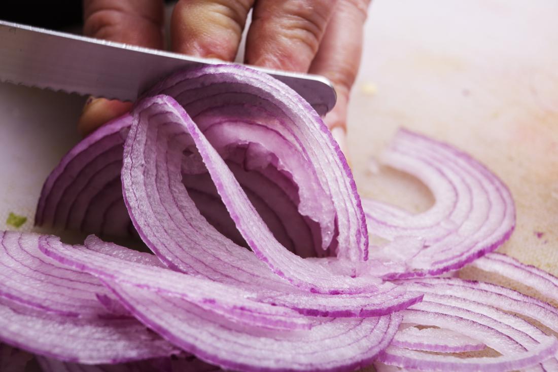 red-onion-being-cut